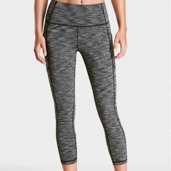Victoria's Secret Gray Heather Knockout Pocket High Waist Activewear Leggings - Picture 6 of 6